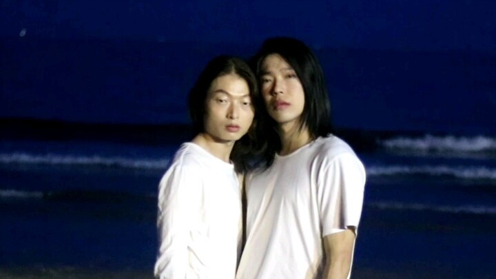 เราไม่ใช่ปีศาจ เพียงแค่เป็นตัวเองเท่านั้น (ส่วนบทบรรยาย ฉันอยากให้พวกคุณเป็นคนเล่าเอง)