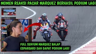 MOMEN REAKSI PACAR MARC MARQUEZ LIHAT BERHASIL MEMBALAP ALEIX ESPARGARO DAN DAPAT PODIUM KE 3