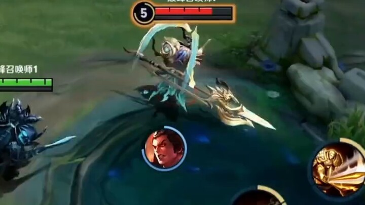 [Raja Arthur] Suka kembali ke kota dan mengejek orang? Permainan yang sempurna untuk mengalahkan bad