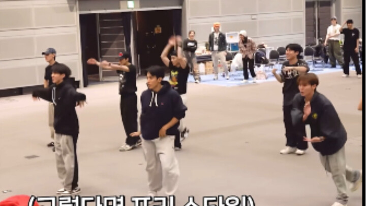 When F-Lo and Shon first heard the dance break track, they dropped a freestyle on the spot.