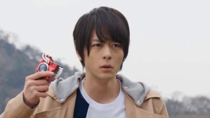 Pertarungan di Kamen Rider itu sangat menindas!
