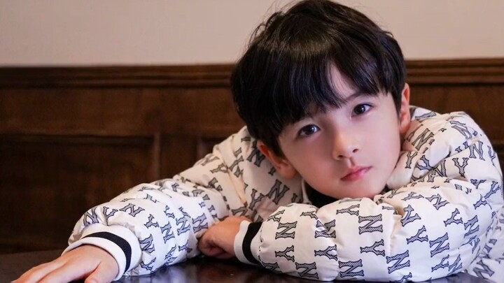 นางแบบลูกครึ่งสุดฮอตถ่ายรูปกันยังไงในชีวิตประจำวัน