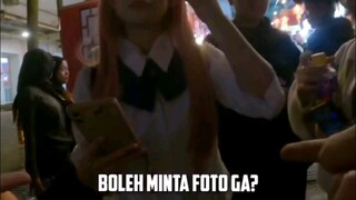 Jarang kelihatan ada yang cosplay Nishimiya.