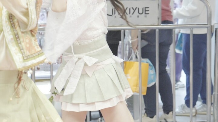 [Dolby Vision] "God's Flowing with the Tide" by Zhu Hongrong, 2025-0420 Joy Pop-up at Wangfujing