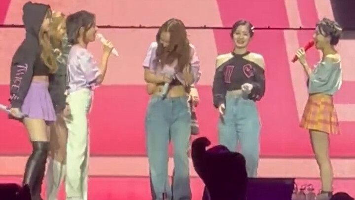 The tofu started crying, but then unexpectedly joined in a big chorus—hilarious and baffling!