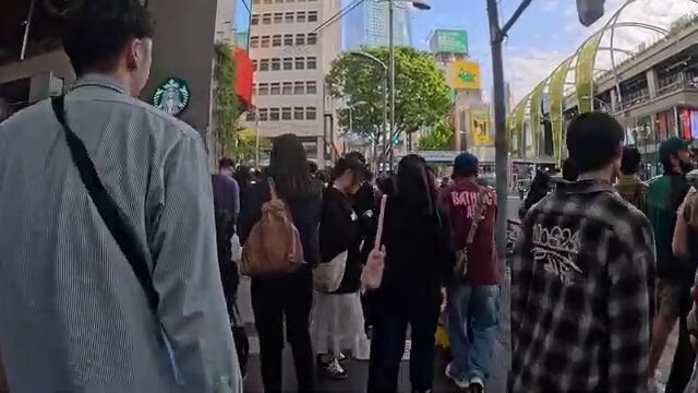 【Harajuku/Shibuya】Tokyo Spring Walk | April Cat Street to Scramble Crossing 32min【4K】