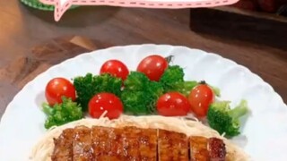 Black Pepper Pork Cutlet—You Can Tell If Someone Has Been to Prison From Just One Move #MovieFood