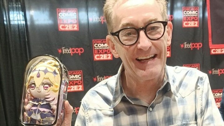 ตัวละครเสียงพากย์ต้นฉบับของสปอนจ์บ็อบถือตุ๊กตาลูลูก้า! แถมยังบอกว่าลูลูก้าน่ารักมากด้วย (