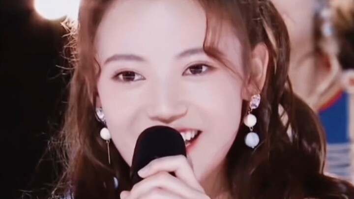 Không hổ là thiên tài nhại giọng Tôn Trân Nhi, ngay cả giám khảo Lộc Hàm cũng phải trầm trồ!