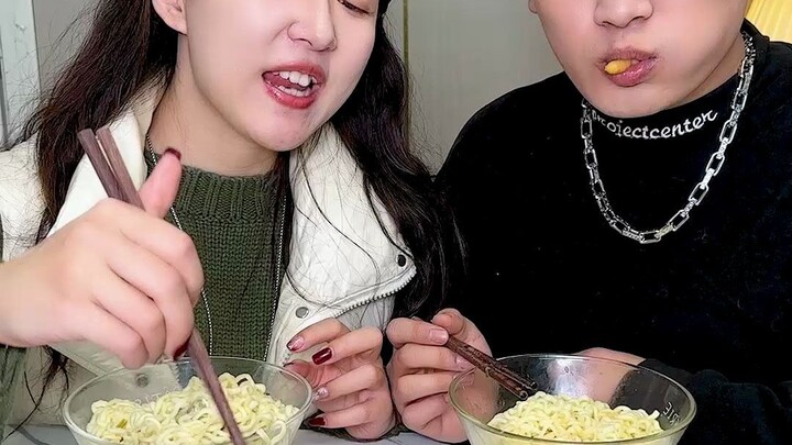 #เล็บไก่ไร้กระดูกมะนาว ปินปินเปลี่ยนไปเปลี่ยนมา ยังคิดว่าตัวเองได้กำไรอยู่เลยเหรอ?