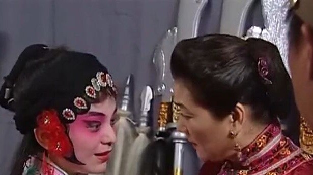[Tình yêu trong mưa] Vương Tuyết Cần ngay từ đầu đã khác, dễ dàng đồng ý