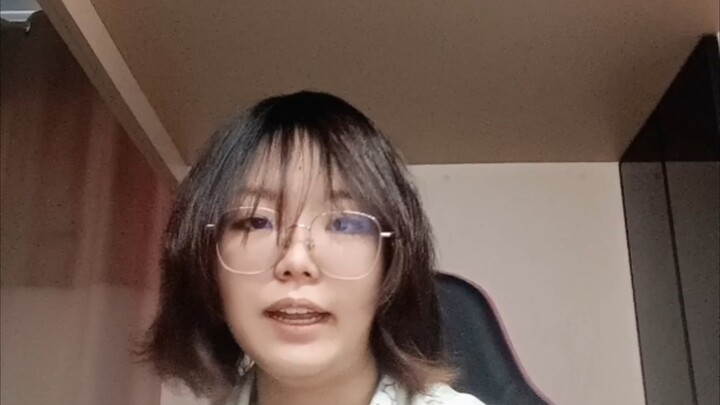 17-Year-Old Beauty Sincerely Performs: The Hilarious "Electric Stick Back Massage" Skit