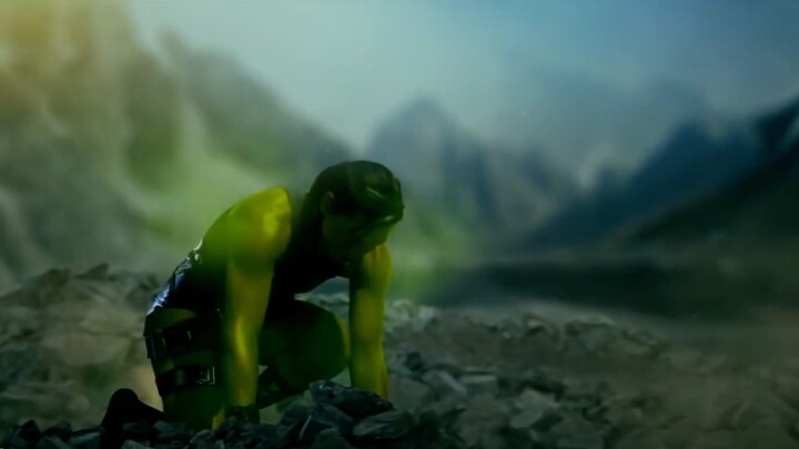 She-Hulk, it's a pity that the transformation can't explode like Banner!