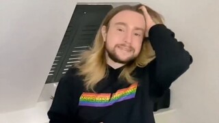 ส่วนการชันสูตรพลิกศพที่หนังอาชญากรรมทุกเรื่องต้องมี