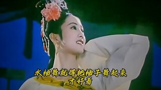 Cười chết mất, điệu nhảy tay nước phải được thực hiện với tay áo được dựng lên để trông đẹp mắt #wat
