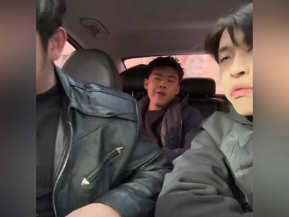 What It’s Really Like When True Brothers Are Together