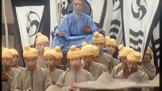 “汝即为神仙，何以下跪？”
