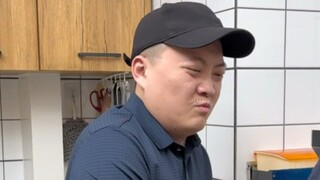 Mẹ không muốn Nhị Dương ra tay, vì mẹ biết hành động của Nhị Dương đáng sợ đến thế nào ~ Hahaha