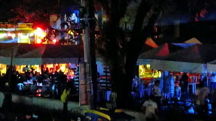 okey lang walang ilaw mga kabahayan basta tuloy lang ang disco🤣🤣🤣