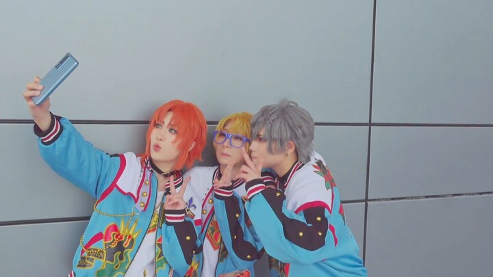 [รวมดาว! อนันซันบุรุสุทาสุ! /COS] ขอบคุณมากจริงๆ!! [ครบรอบ 7 ปี] อัลบั้มภาพ Green Eyes