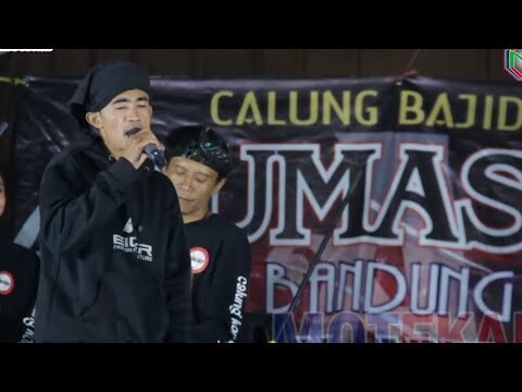 Pemain suling Agus emang suaranya bisa myaing vocl gauasah diragukam lagib calung gumasep