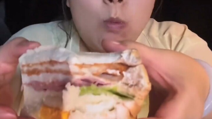 Khẩu phần ăn đáng kinh ngạc. (Video dài) (Bản chỉnh sửa tinh gọn)