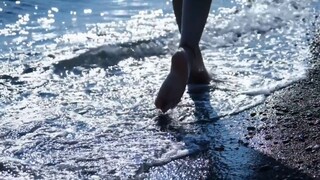 walk on the beach