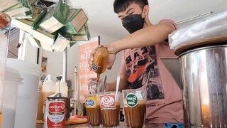 กาแฟโบราณเข้มข้น ชาเขียวนมหวานมัน พ่อค้าชงใส่ใจทุกขั้นตอน👍