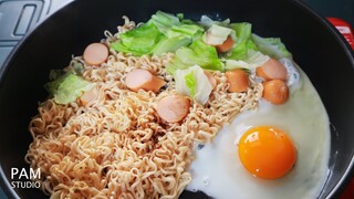 ผัดมาม่าใส่ไข่ง่ายๆ เมนูมาม่า ทำง่ายอร่อยด้วย Fried Instant Noodles | Pam Studio