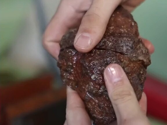 خمنوا كم يُباع هذا في الخارج؟