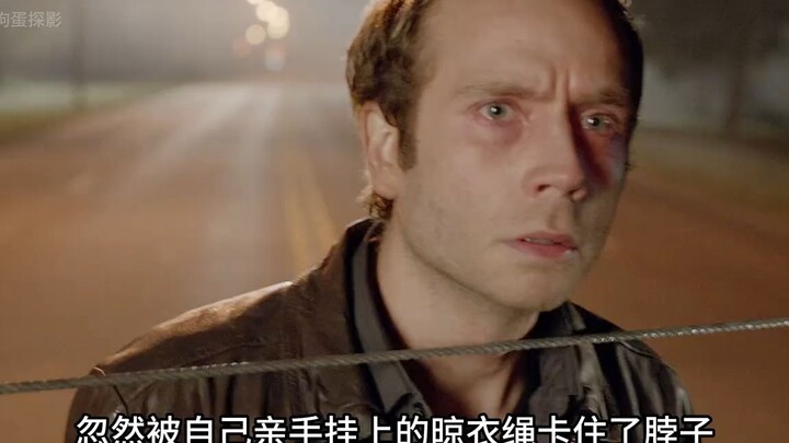 The guy just helped an older woman hang up her clothesline—and the next second, his bank account got