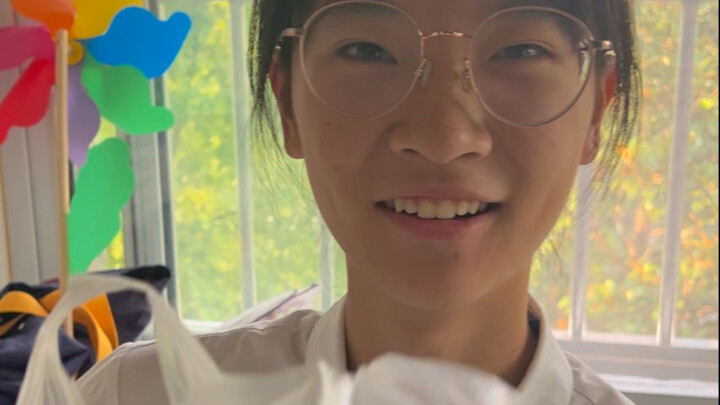 Middle schoolers are up, but college students are still wide awake!