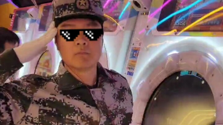 “Đây là binh chủng gì?” “Âm binh”