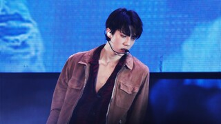 【吴世勋】都给我进来看帅哥跳舞！！直视镜头我真的死了TT