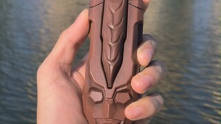 公交车上玩闪光剑