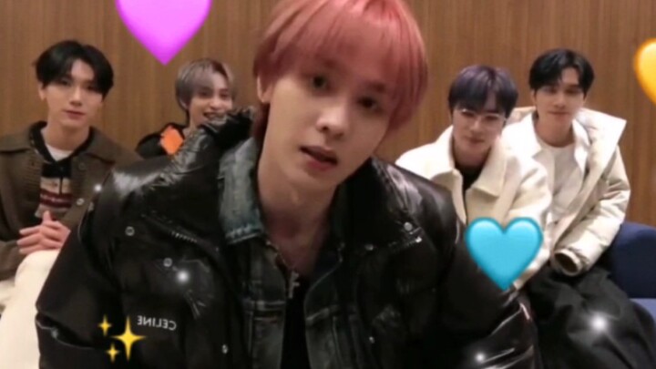 Aren’t you guys also charmed by how cute he is?