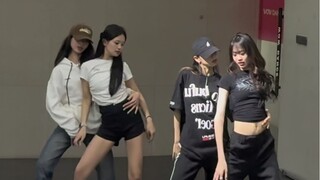 我猜受众群体应该都是女生