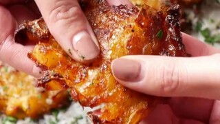 Không nói thì chính là dòng sản phẩm không calo~ Ai mà từ chối được khoai tây và bánh mì nướng giòn 