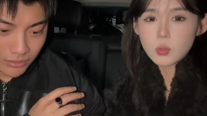 Mengatakan Hal Sebaliknya Secara Langsung