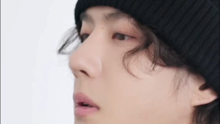 The first LACOSTE x Wang Yibo joint series