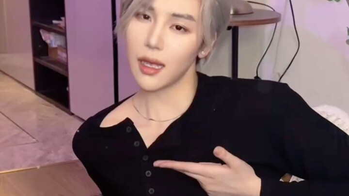 Looks Real, Not Like Acting (Original: Laku Artist)