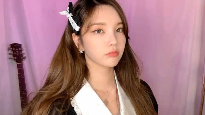 Be sure to watch until the end! BLACKPINK's cover of "Lovesick Girls"
