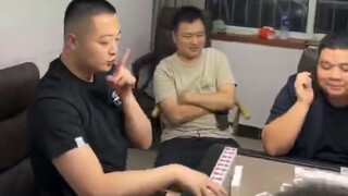 这群男人素在？