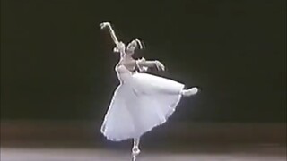 【芭蕾】Nadezhda Pavlova的一段非常干净利落的吉赛尔弹跳