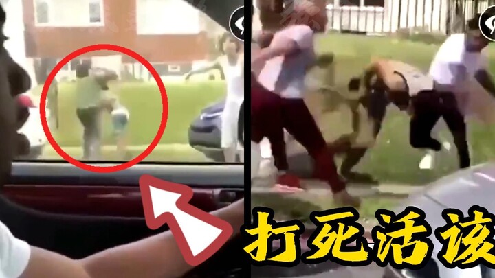 Semua orang mengepung pelaku pemerkosaan, si pria melihat dan langsung berhenti mobil untuk ikut mem