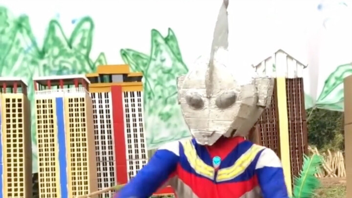 Ultraman Tiga phiên bản tự làm