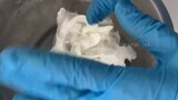 Raise silkworms and make a smooth silk soap