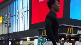 اليوم وجدت المعلم شياو يساندني، للأسف لم يأكل #رقصة ملخص MVP البلطجة الأمريكية #شخصية خجولة اجتماعية