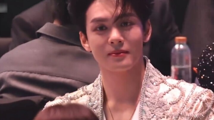 [Bai Lu & Zeng Shunxi] No, who can be more ambiguous than you two!