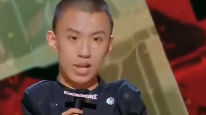 Phụ Hàng chung kết cười bể bụng